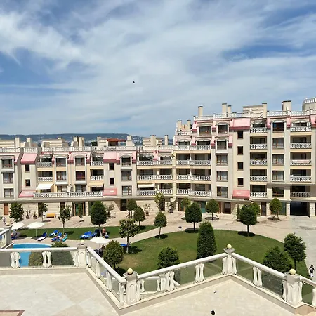 South Bay Luxury Apartmán Varna