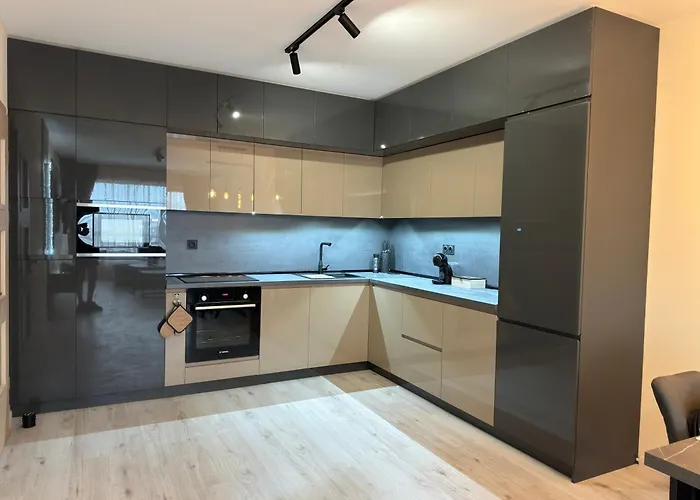 South Bay Luxury * Varna