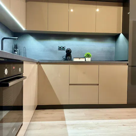 South Bay Luxury Lejlighed