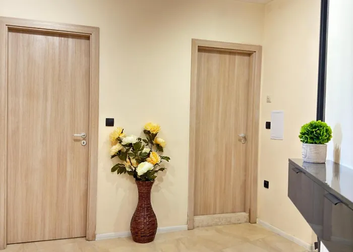 South Bay Luxury Apartmán